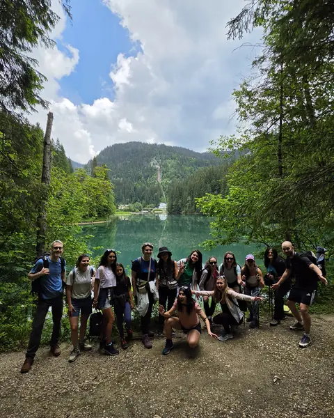 Grupul EmpowerFit la lacul Scropoasa